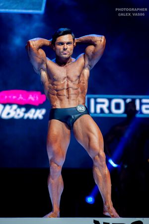 СLASSIC PHYSIQUE НОВИЧКИ